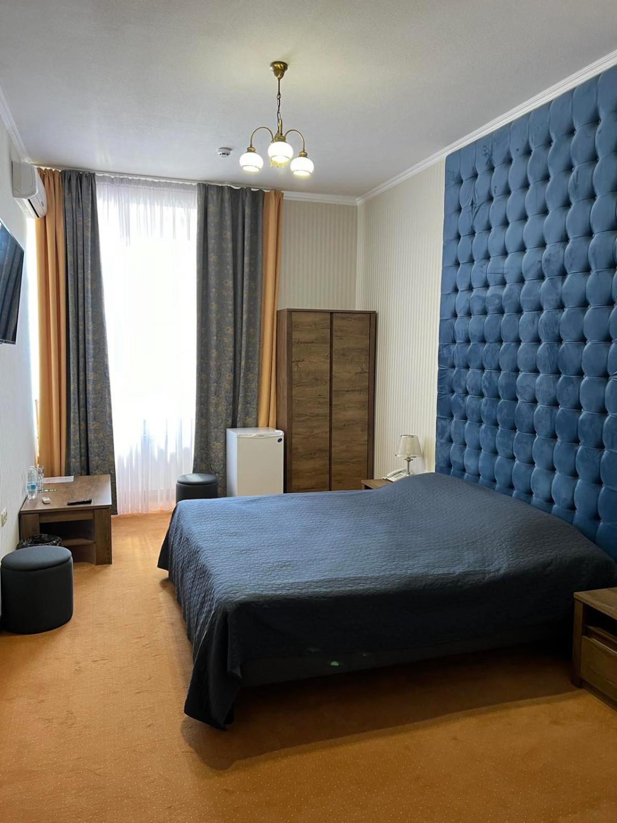 In Hotel Kamianets-Podilskyi Luaran gambar